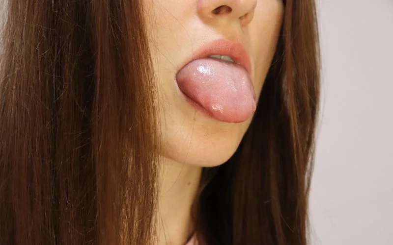 angioedema pain